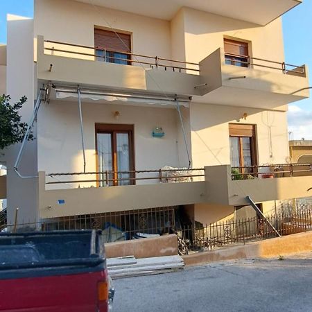 Petros Studios Mastixa Chios Town Extérieur photo